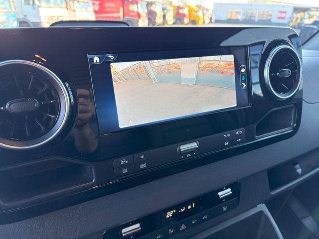 Mercedes-Benz Sprinter 2024