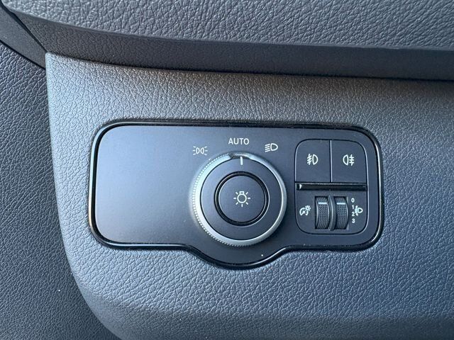 Mercedes-Benz Sprinter 2024