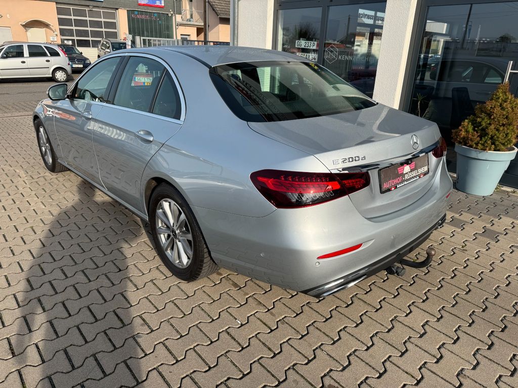 Mercedes-Benz E 200 2021
