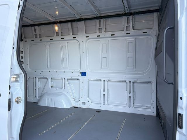 Mercedes-Benz Sprinter 2024