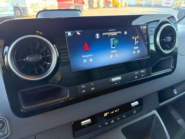 Mercedes-Benz Sprinter 2024