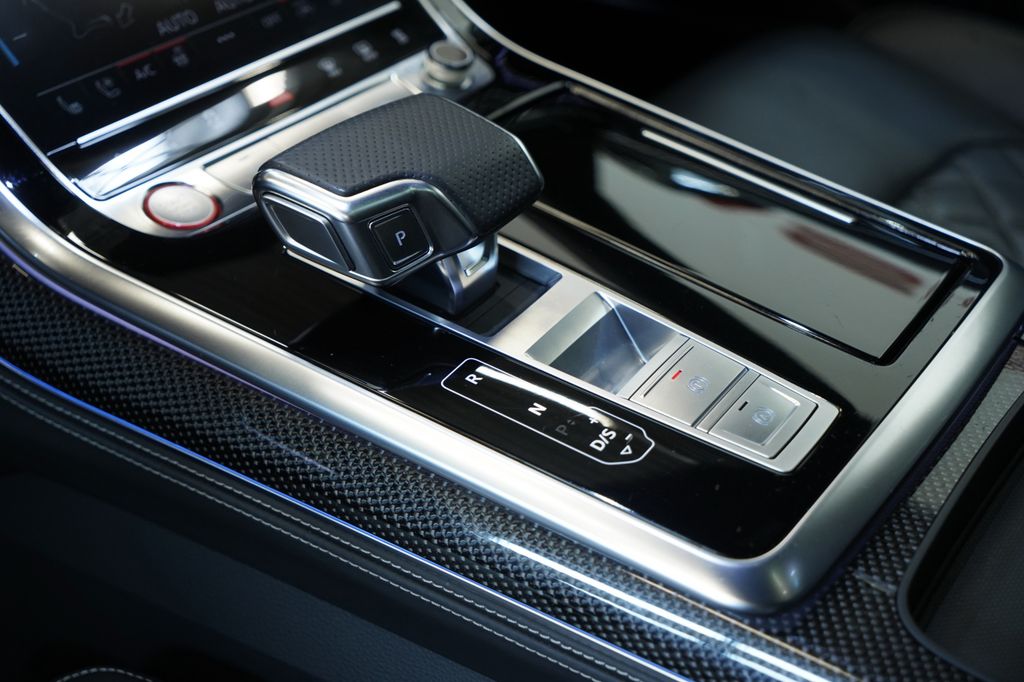 Audi SQ8 2020