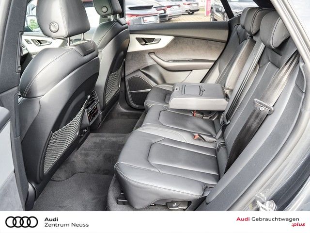 Audi SQ8 2023