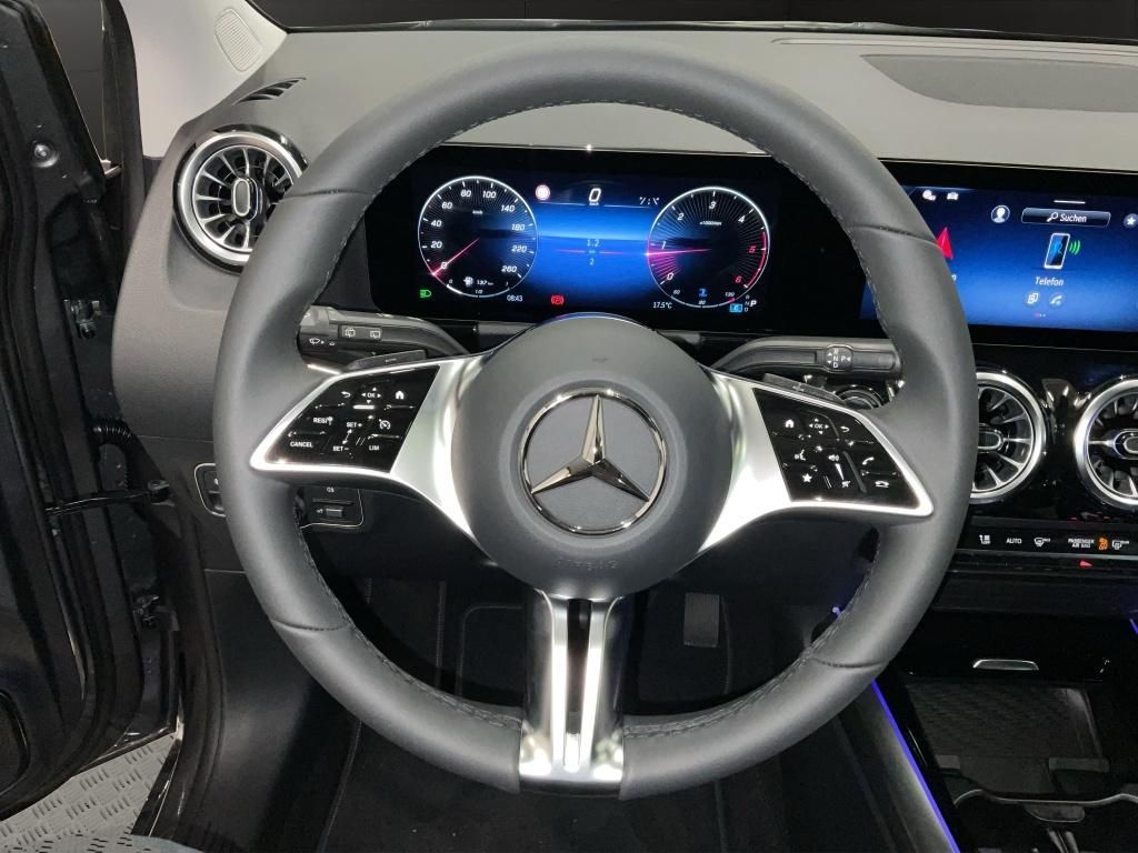 Mercedes-Benz B 200 2025