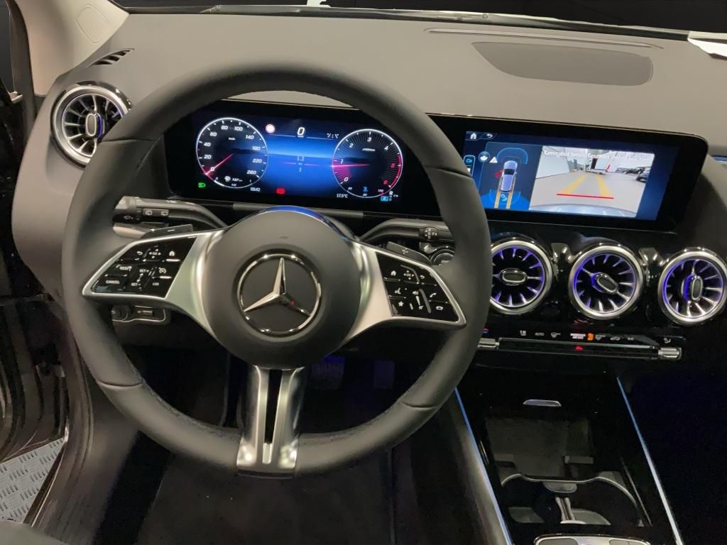 Mercedes-Benz B 200 2025