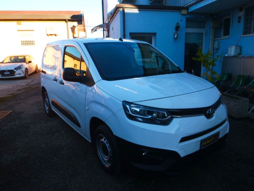 Toyota Proace City 2021