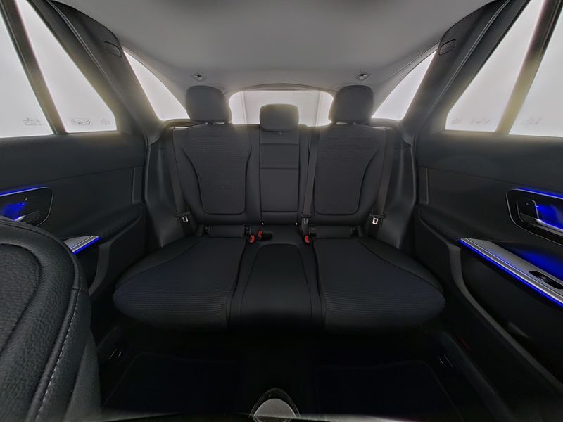 Mercedes-Benz GLC 300 2025