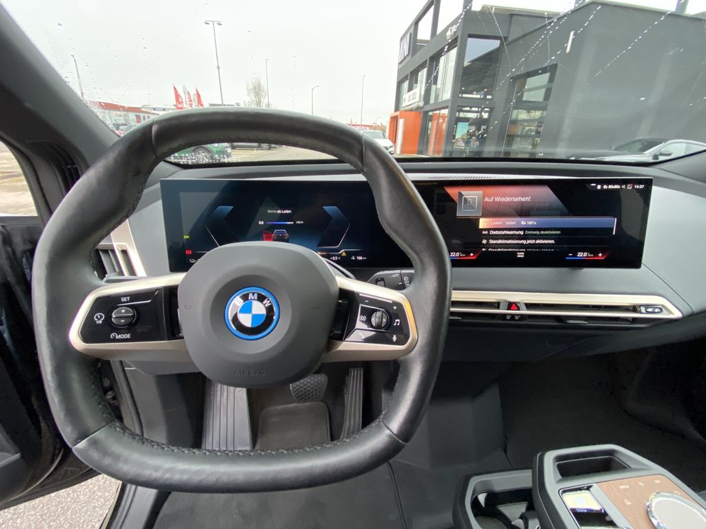BMW iX 2022