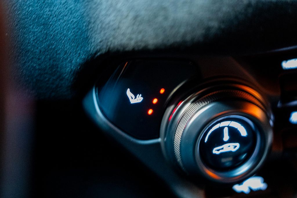 Aston Martin V8 Vantage 2019