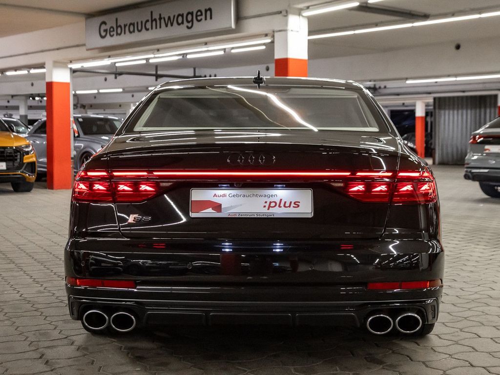 Audi S8 2023
