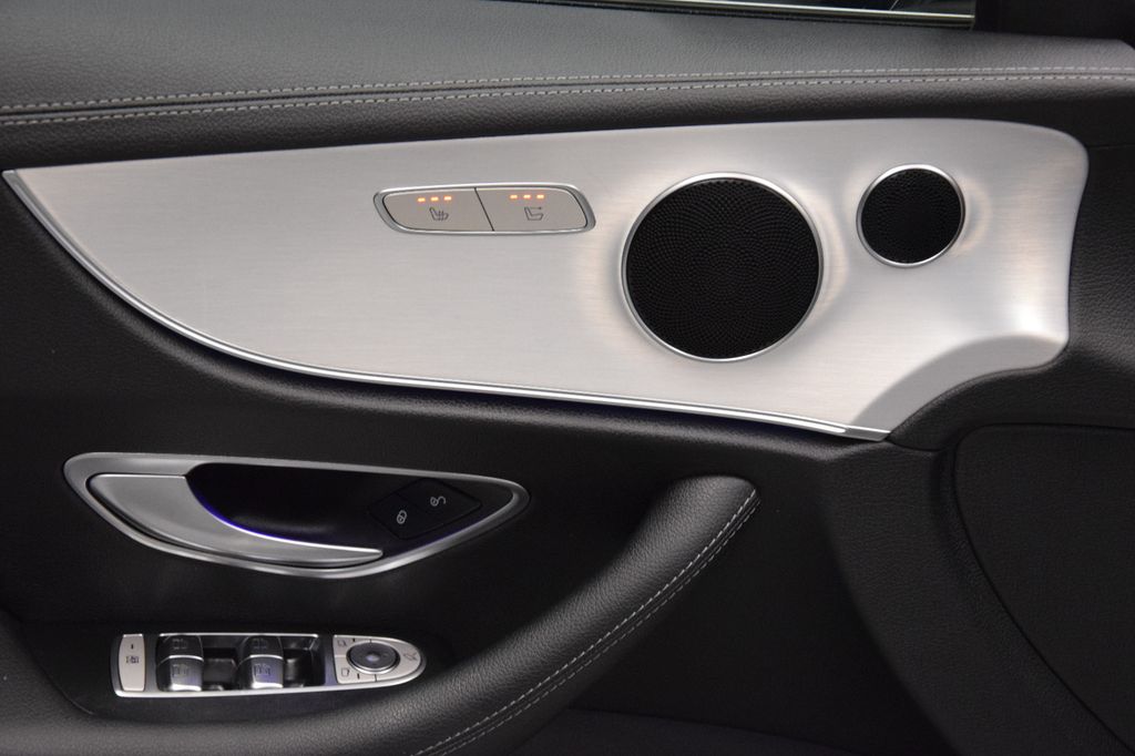 Mercedes-Benz E 200 2022