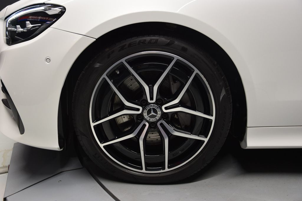 Mercedes-Benz E 200 2022