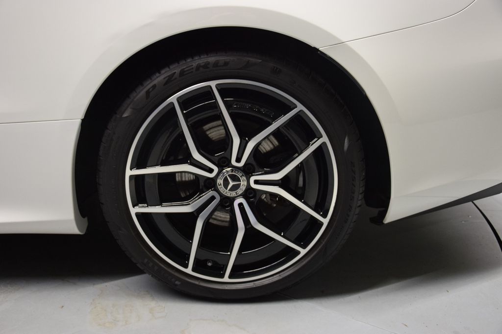 Mercedes-Benz E 200 2022