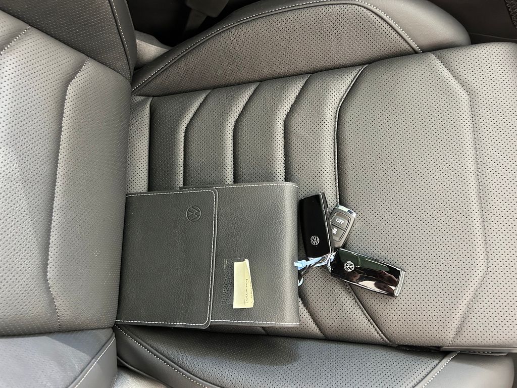 Volkswagen Touareg 2025