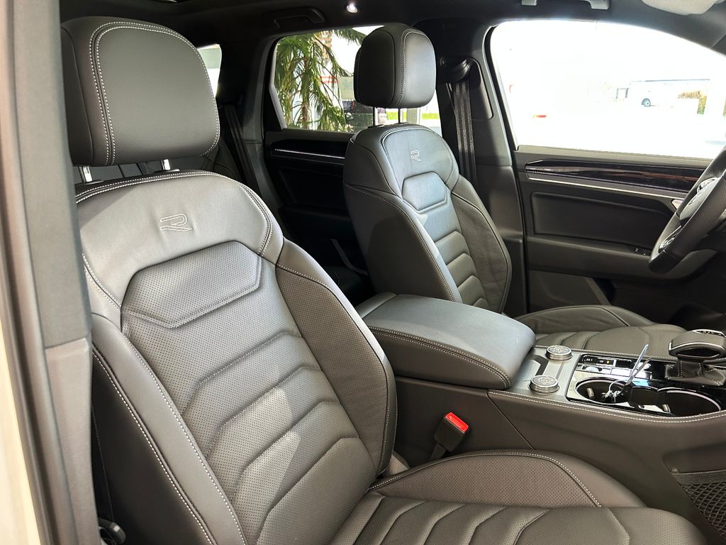 Volkswagen Touareg 2025