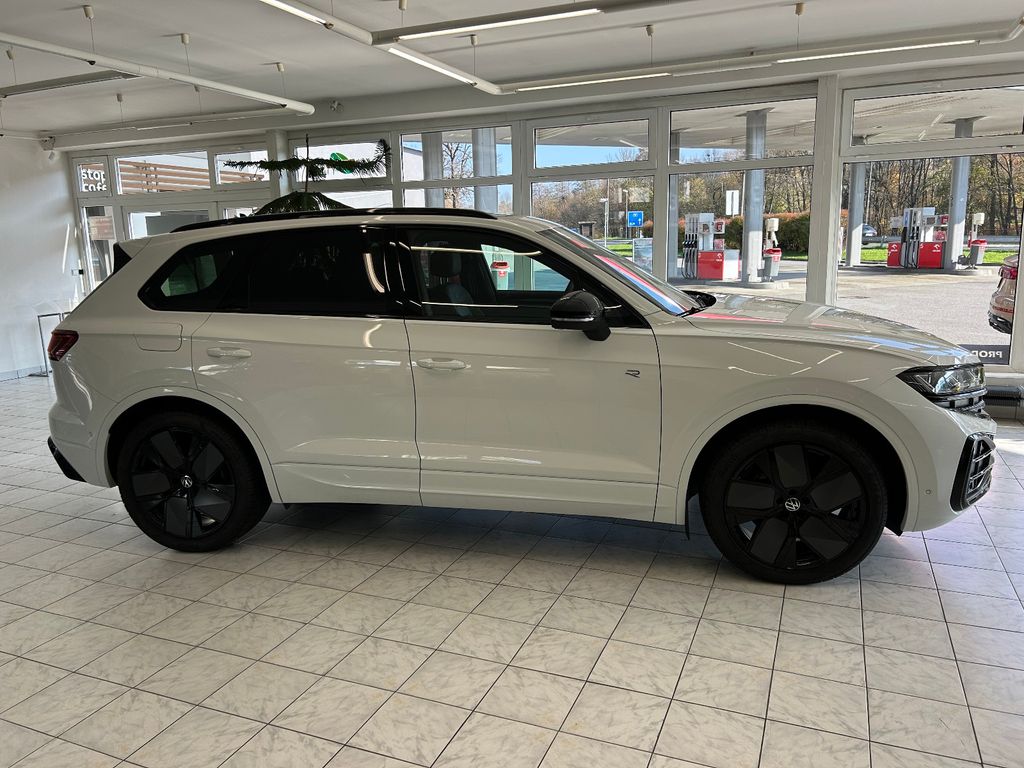 Volkswagen Touareg 2025