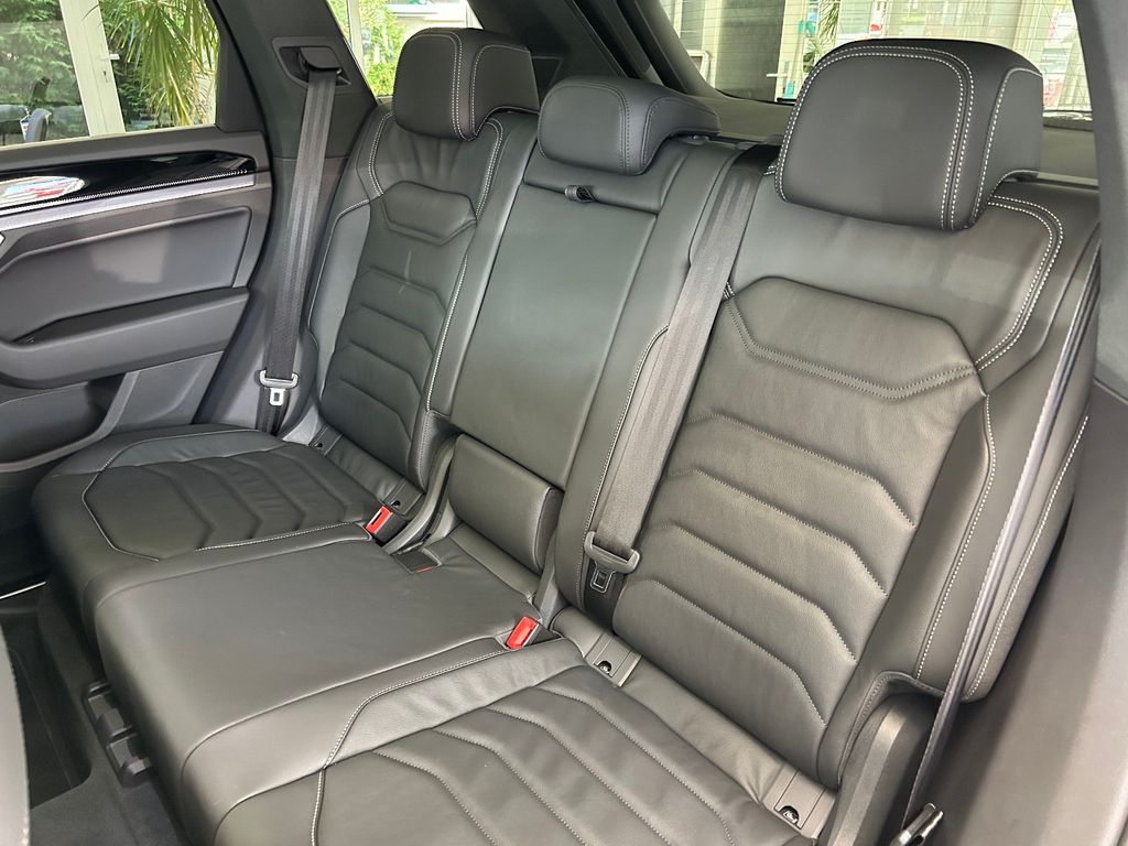 Volkswagen Touareg 2025