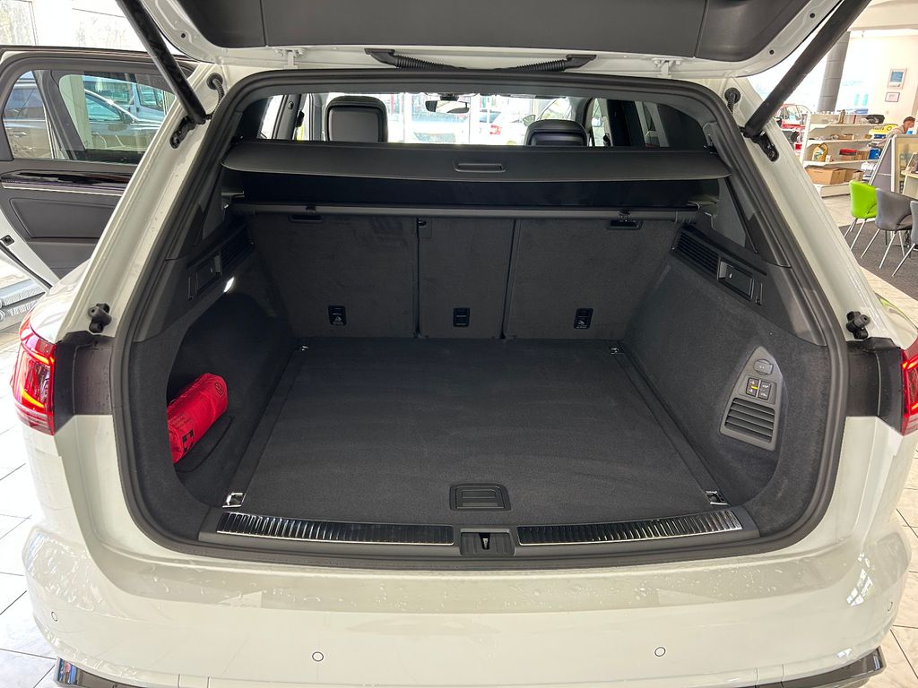 Volkswagen Touareg 2025