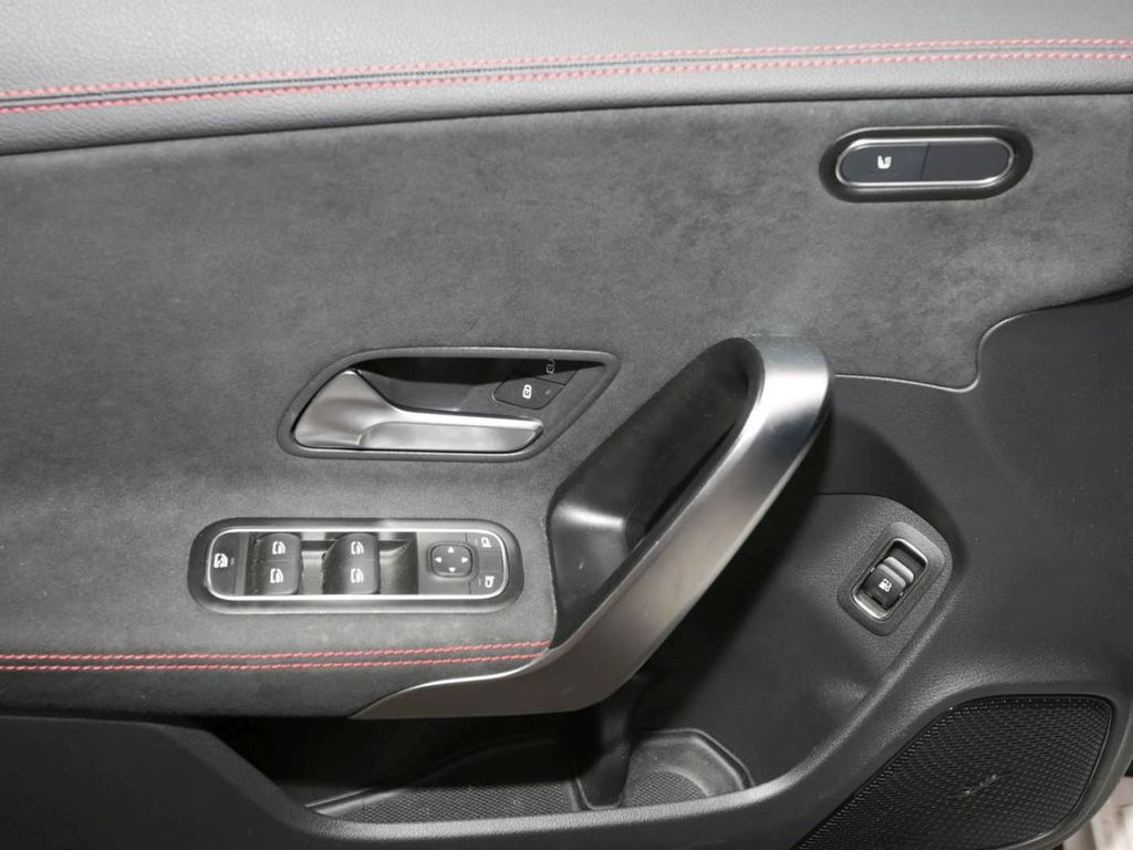 Mercedes-Benz CLA 250 2022