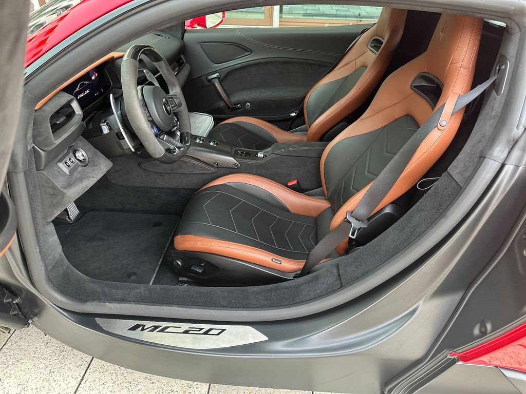 Maserati MC20 2023