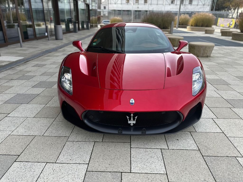 Maserati MC20 2023
