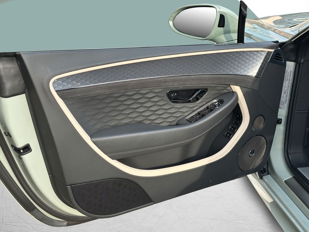 Bentley Continental GT 2024