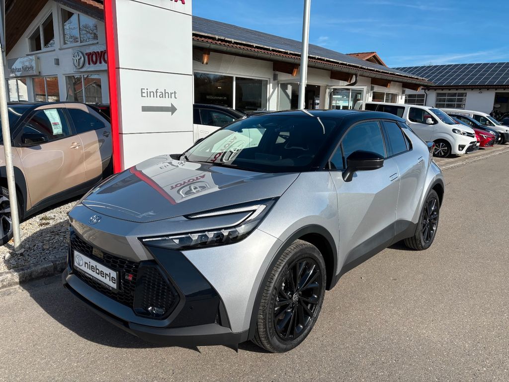 Toyota C-HR 2025