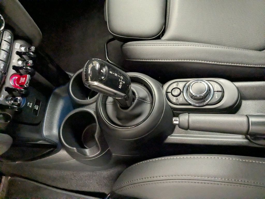 MINI Cooper Cabrio 2023