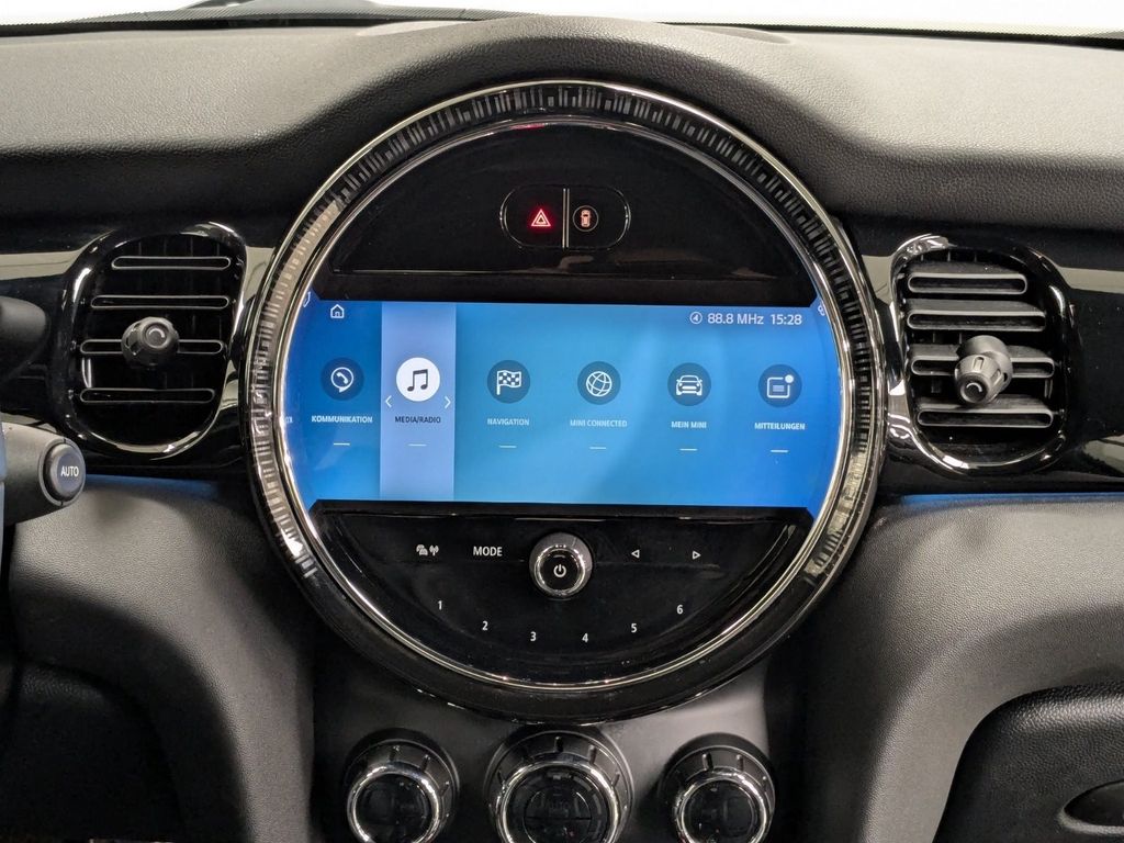 MINI Cooper Cabrio 2023