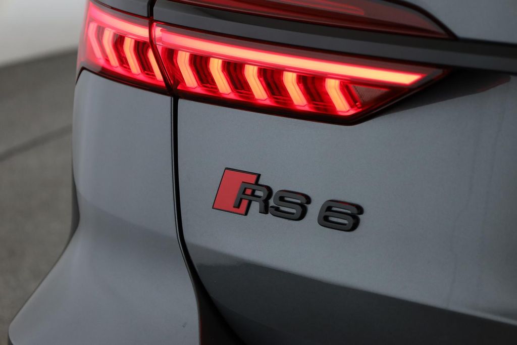 Audi RS6 2025