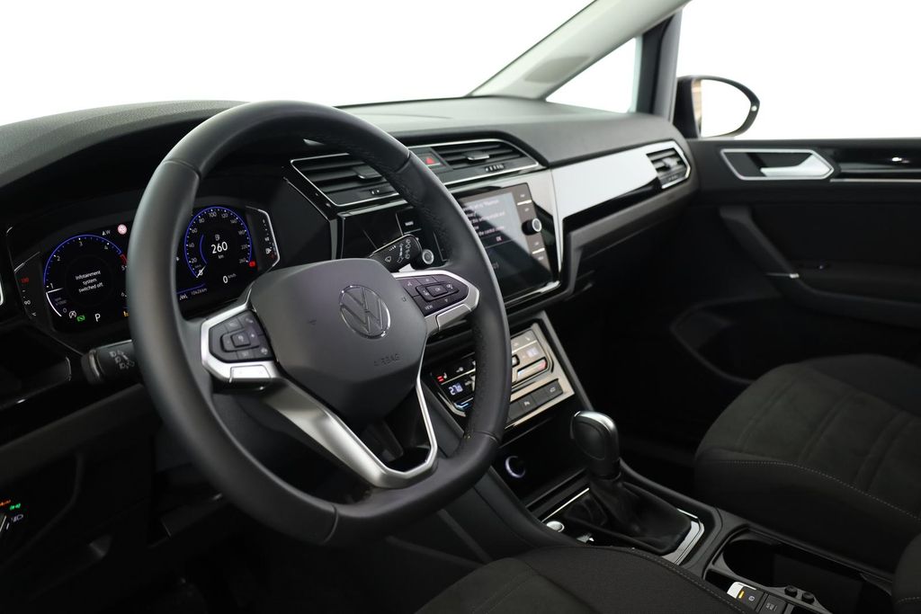 Volkswagen Touran 2025