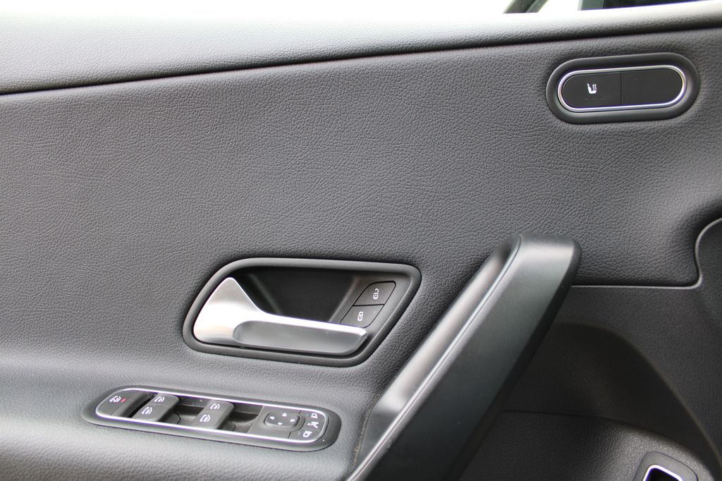 Mercedes-Benz A 200 2022