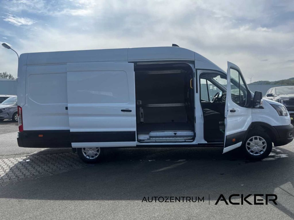 Ford Transit 2025