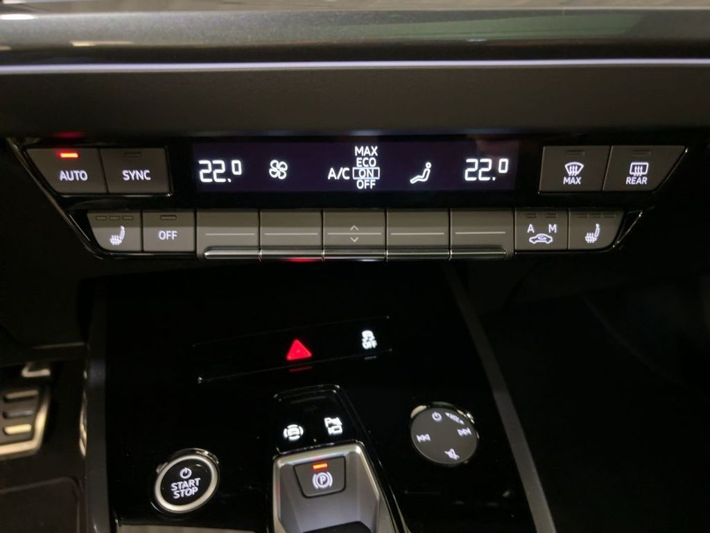 Audi Q4 e-tron 2025
