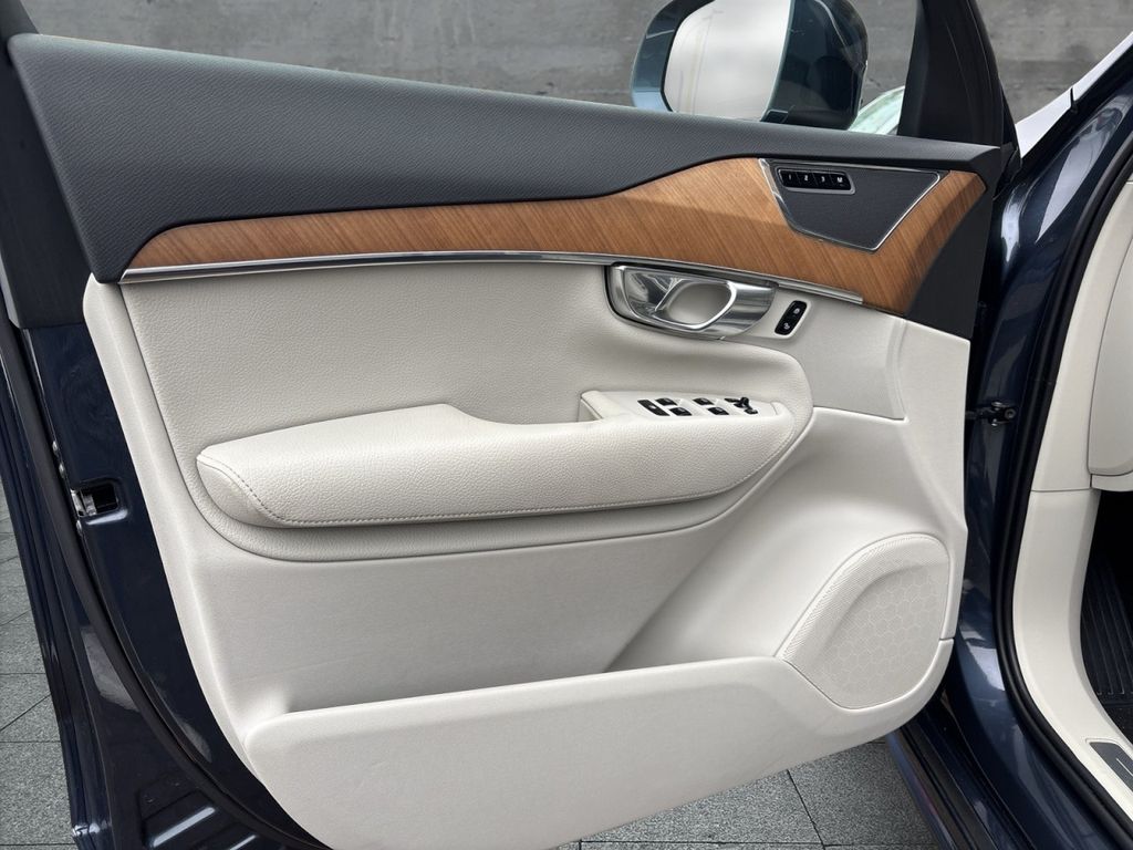 Volvo XC90 2021