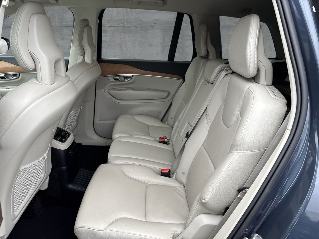 Volvo XC90 2021