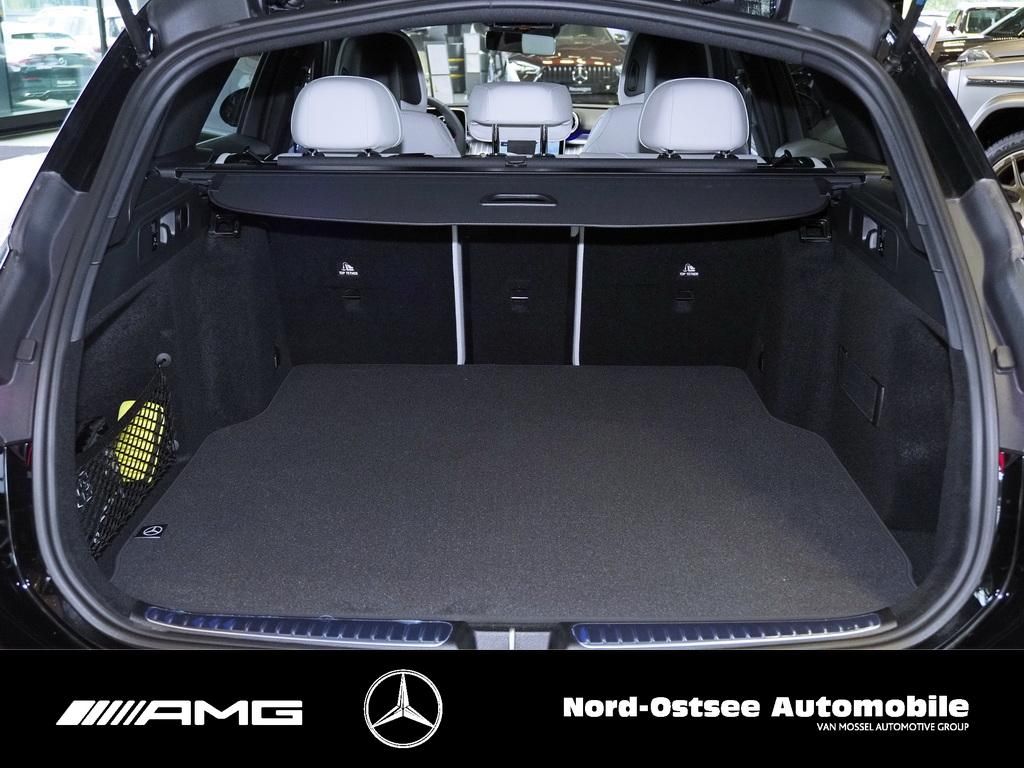 Mercedes-Benz C 200 2025