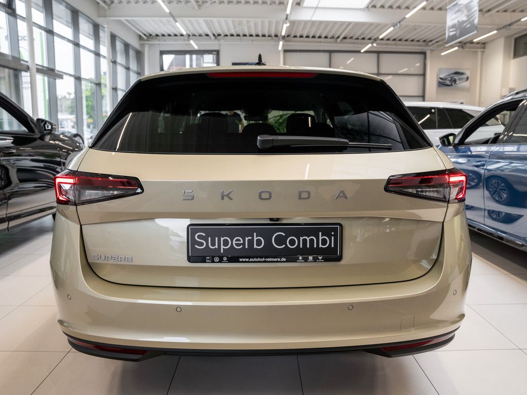 Skoda Superb 2025