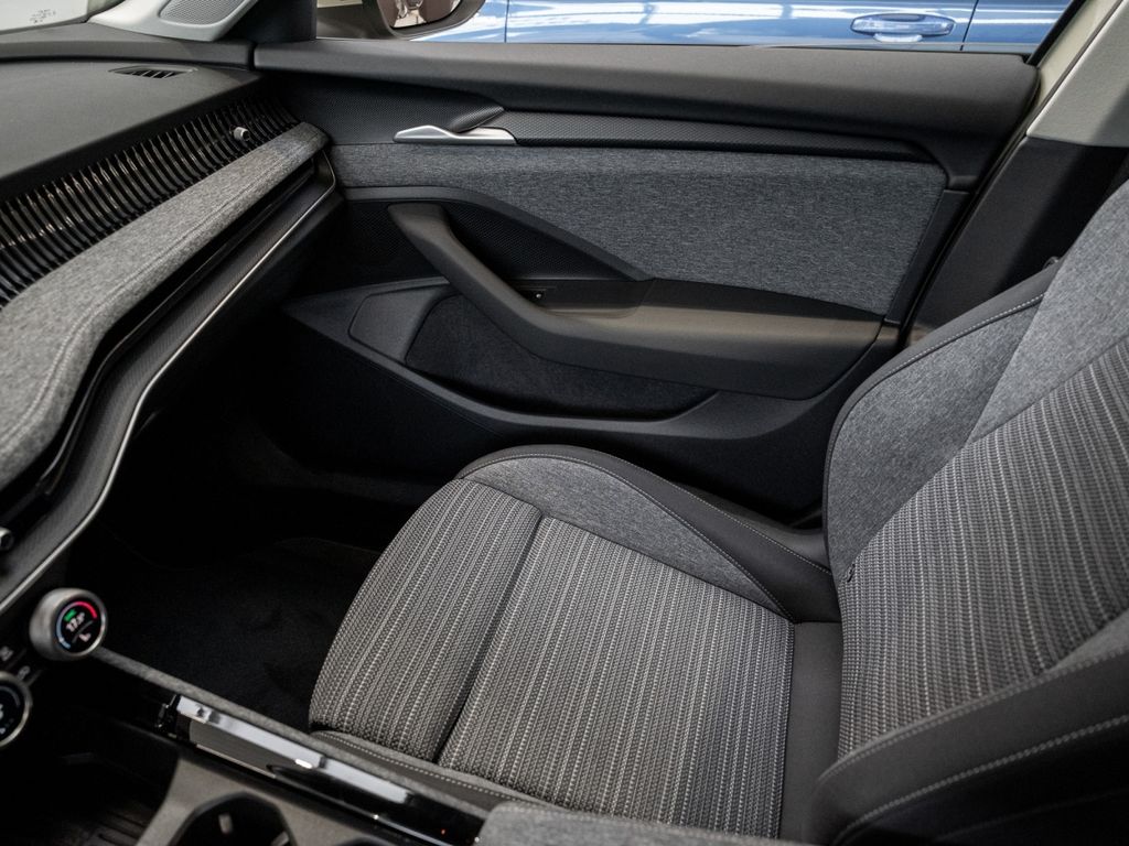 Skoda Superb 2025