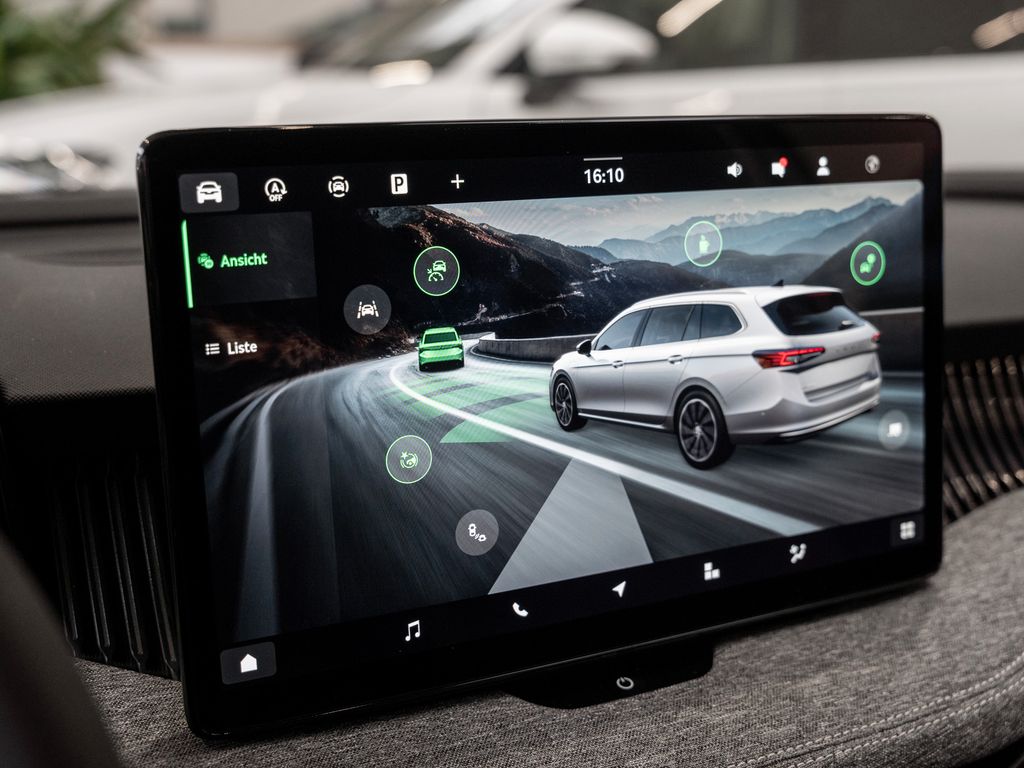 Skoda Superb 2025