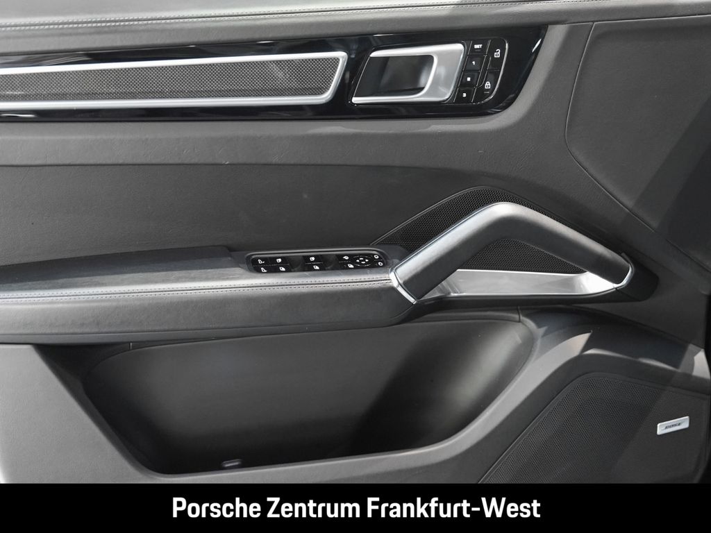 Porsche Cayenne 2019