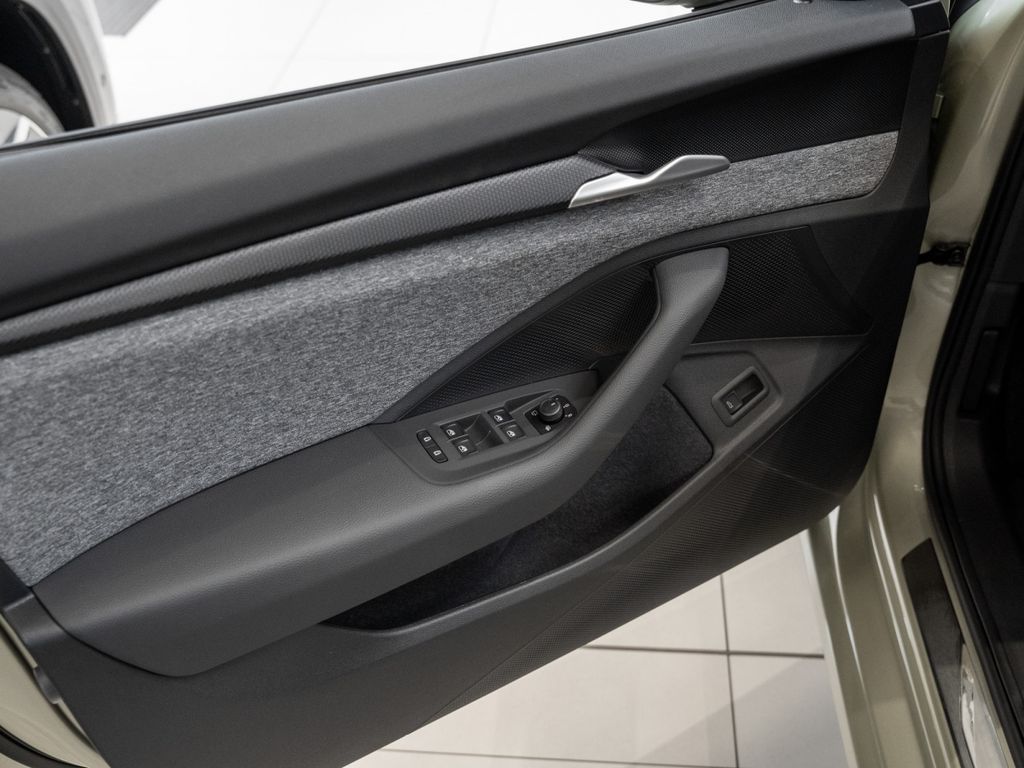 Skoda Superb 2025