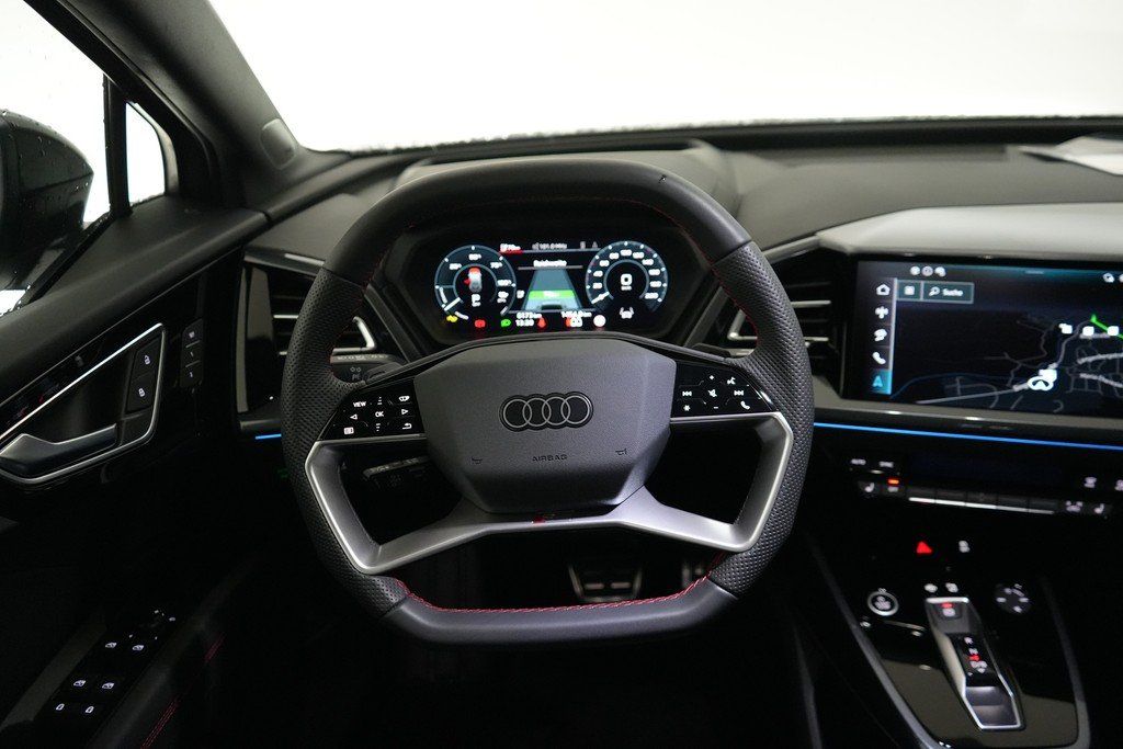 Audi Q4 e-tron 2025