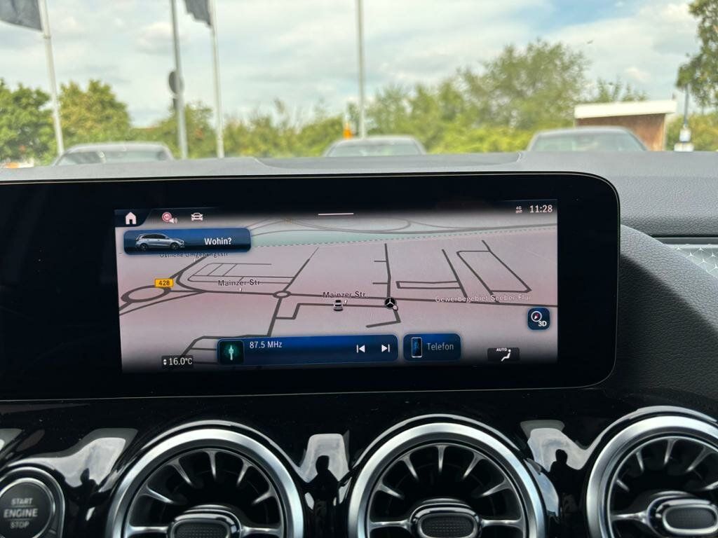 Mercedes-Benz B 200 2024