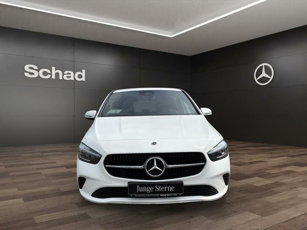 Mercedes-Benz B 200 2024