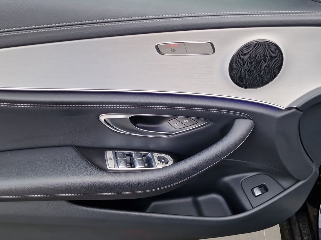 Mercedes-Benz E 300 2021