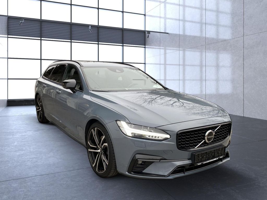 Volvo V90 2022