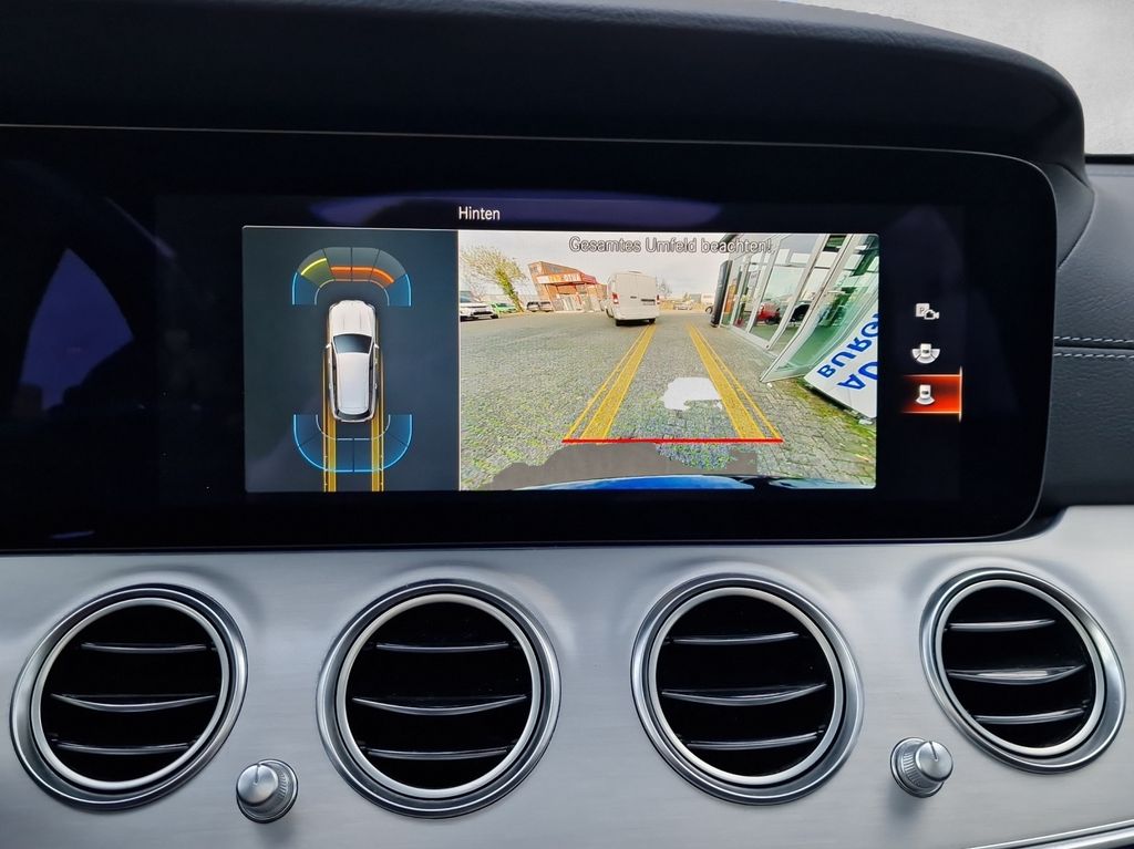 Mercedes-Benz E 300 2021