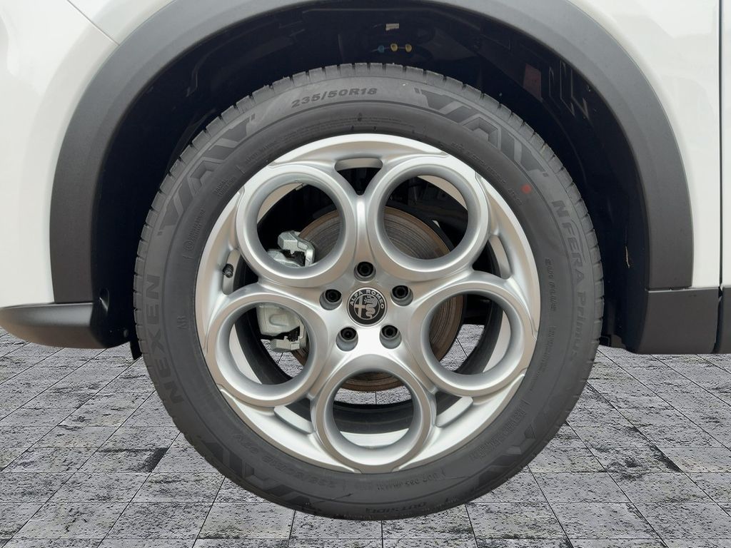 Alfa Romeo Tonale 2025