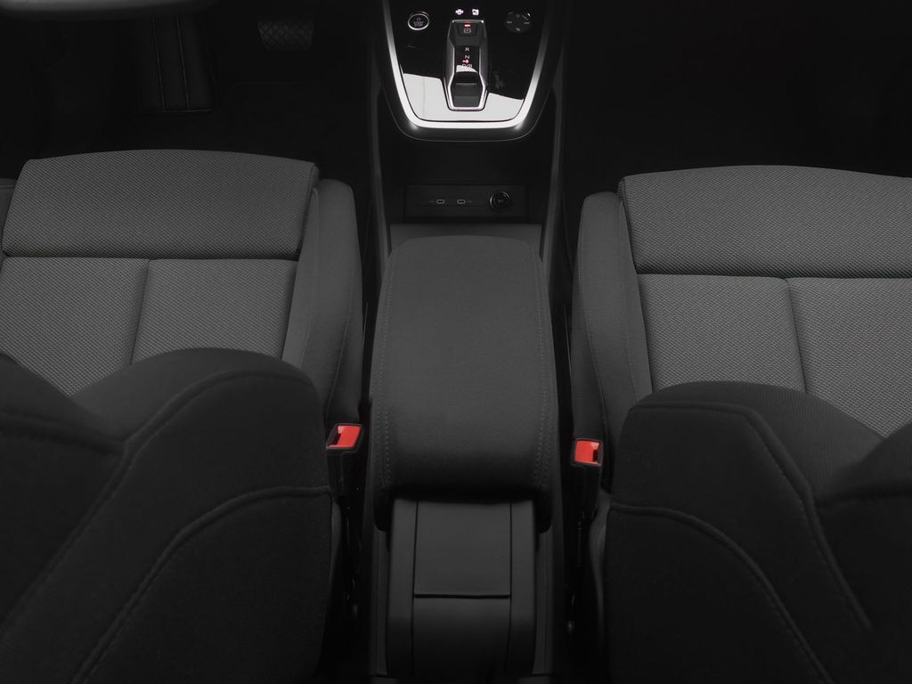 Audi Q4 e-tron 2025